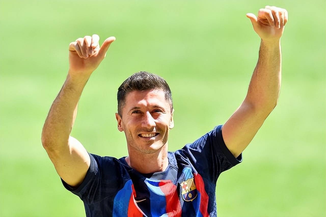 曼联全力冲击冠军,关键球员备战状态受关注的简单介绍 曼联全力冲击冠军,关键球员备战状态受关注的简单介绍