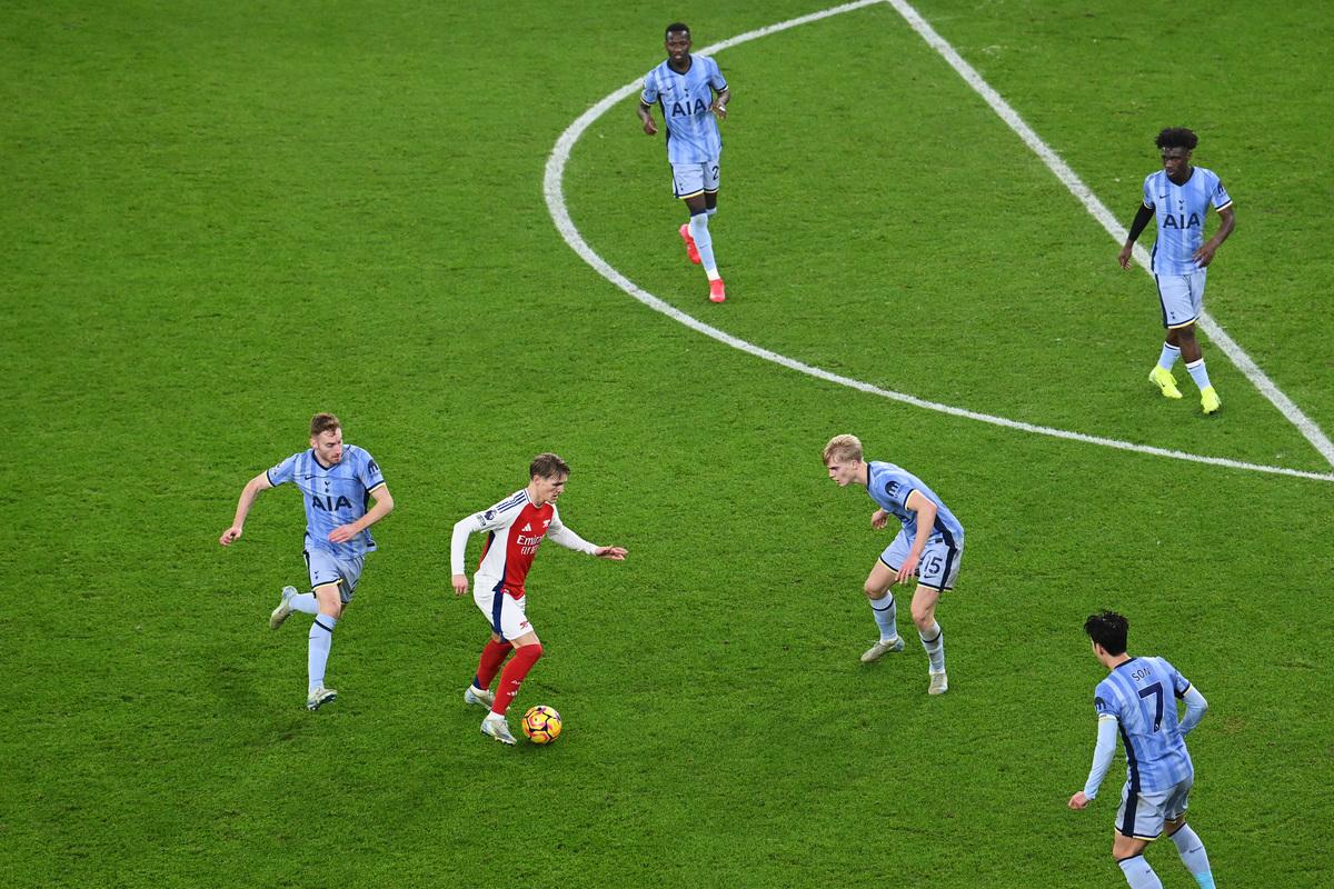 比赛中点球大战，球员心理素质成为关键的简单介绍