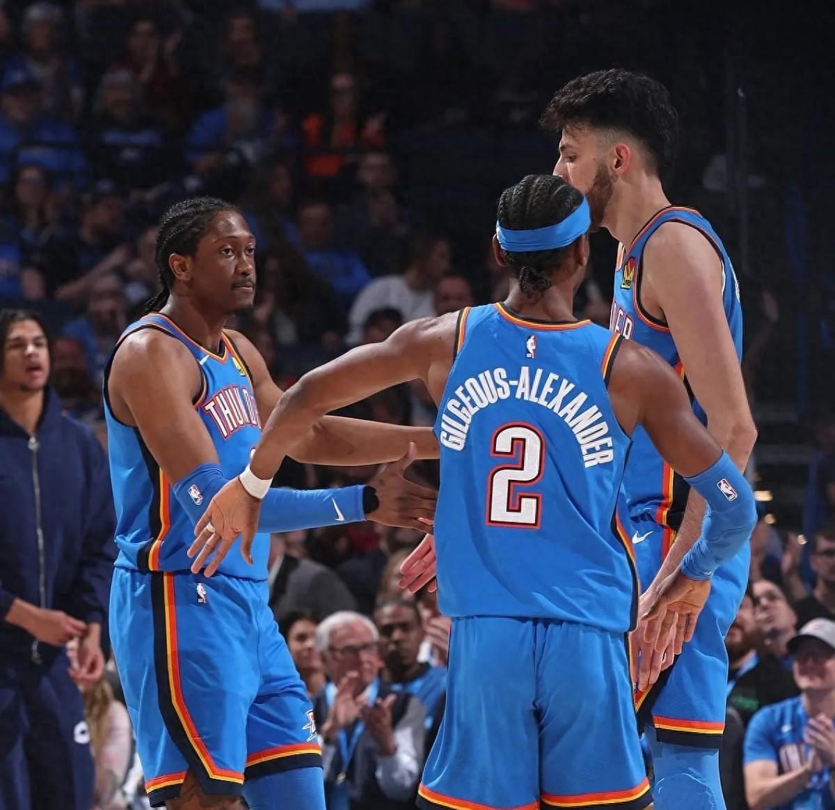 关于鹈鹕大胜老鹰，年轻球员崭露头角的信息