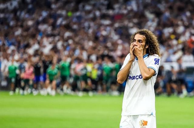 包含欧预赛比赛中球员伤愈复出，精神状态良好的词条