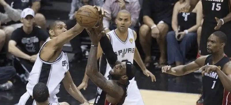 太阳主场惜败开拓者,西部半决赛横扫出局 太阳主场惜败开拓者,西部半决赛横扫出局