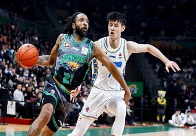 湖南男篮遭受惨败,积分榜位置下滑的简单介绍 湖南男篮遭受惨败,积分榜位置下滑的简单介绍